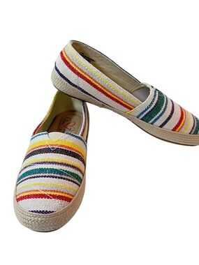 Mia Amore Freedom Slip On Canvas Loafer Womens Size 7.5 New